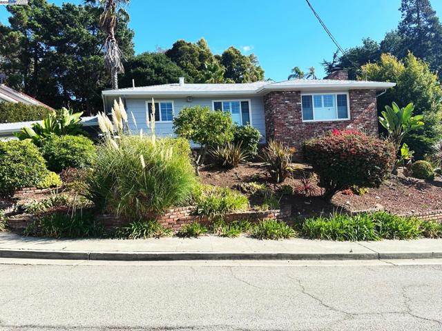 Listing Details for 2 Sequoyah View Drive, Oakland, CA 94605
