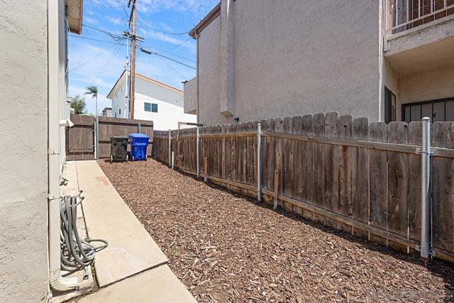 2619 21 Lincoln Ave, San Diego CA: https://media.crmls.org/mediaz/d1efeb21-c7f1-4960-9676-2de868d104b0.jpg