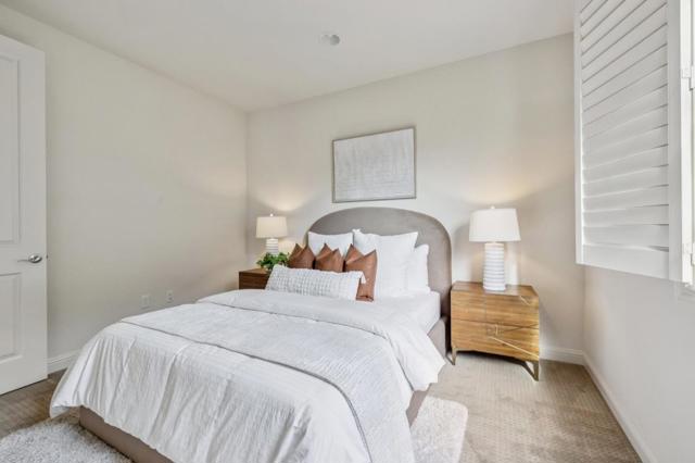 101 Butterweed Lane, Brisbane CA: https://media.crmls.org/mediaz/d1f0a6f8-f3f4-42b9-8246-0c125b6b118e.jpg