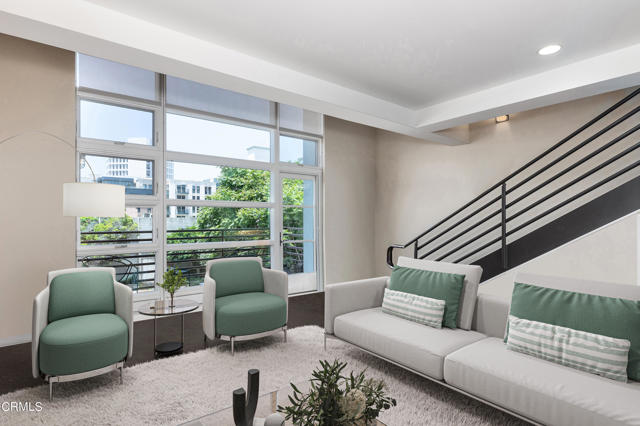 Detail Gallery Image 2 of 19 For 125 N Raymond Ave #210,  Pasadena,  CA 91103 - 1 Beds | 1/1 Baths