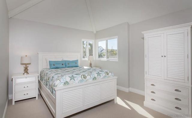 Image 26 of 29 For 48 Spinnaker Way