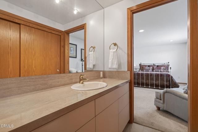 Detail Gallery Image 43 of 55 For 2421 Ocean Dr, Oxnard,  CA 93035 - 5 Beds | 4/1 Baths