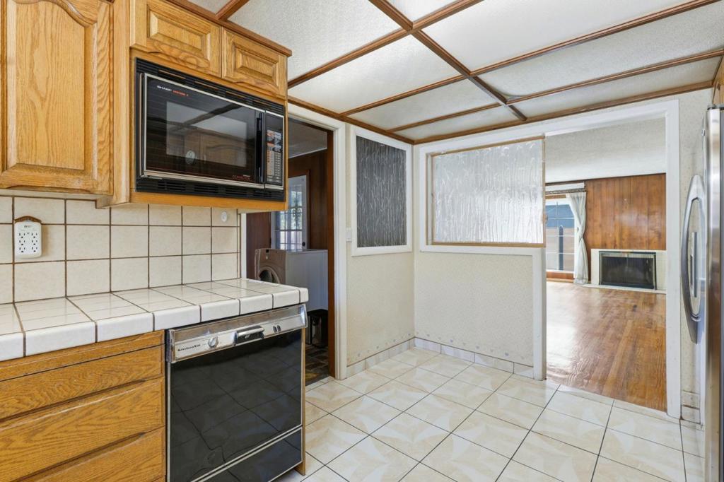 MLS #ML82054293 image #13