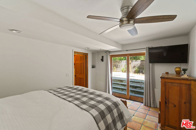 2026 Topanga Skyline Drive, Topanga CA: https://media.crmls.org/mediaz/d1f47f1e-db0a-4d38-8038-2a9505b315c3.jpg