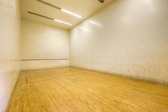 Detail Gallery Image 39 of 43 For 10250 Caminito Cuervo #15,  –,  CA 92108 - 2 Beds | 2 Baths