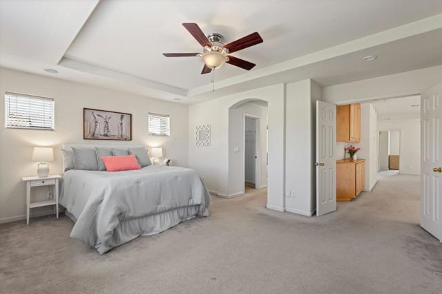 1515 Dovetail Way, Gilroy CA: https://media.crmls.org/mediaz/d1f5f13c-882e-41da-9007-c94b3e2f0d53.jpg