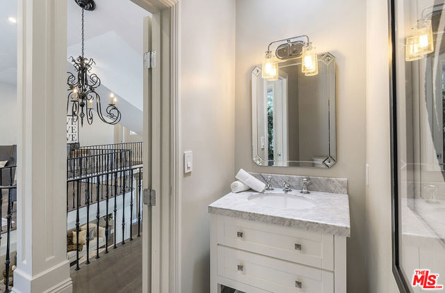 Image 43 of 75 For 4054 Stone Canyon Avenue