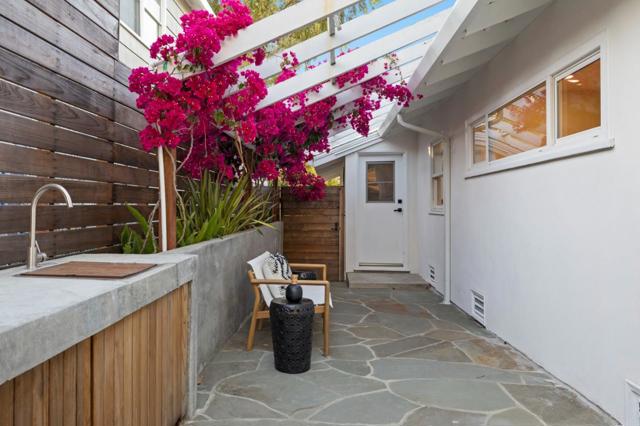 509 Madera Drive, San Mateo CA: https://media.crmls.org/mediaz/d1f68b8c-b7d3-4a5a-9141-fd99ea1a3800.jpg