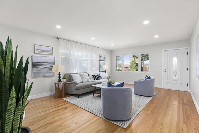 Image 6 of 40 For 8421 Mount Vernon