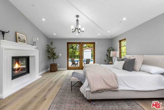 6888 Alta Vista Drive, Rancho Palos Verdes CA: https://media.crmls.org/mediaz/d1f88051-0b57-483a-8d74-c69cf257b8dc.jpg