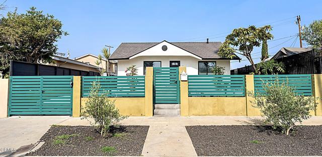 1121 La Puerta Street, Los Angeles CA: https://media.crmls.org/mediaz/d1f9f225-5e8a-40d0-a745-3f2c2b081f12.jpg