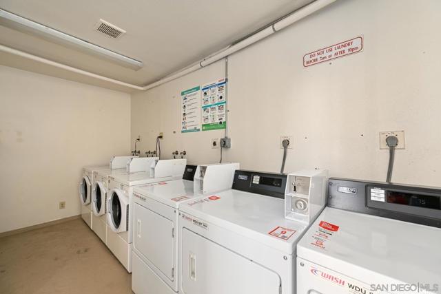 4881 Collwood Blvd, San Diego CA: https://media.crmls.org/mediaz/d1fa3bc9-d6e0-4a89-a730-2e00fd12cd89.jpg