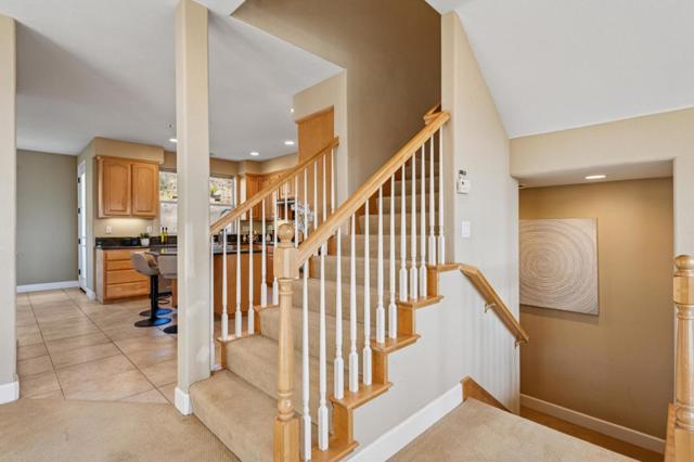 58 Pointe View Place, South San Francisco CA: https://media.crmls.org/mediaz/d1fa5c47-f81a-4c7f-8616-4e853dcb0c10.jpg
