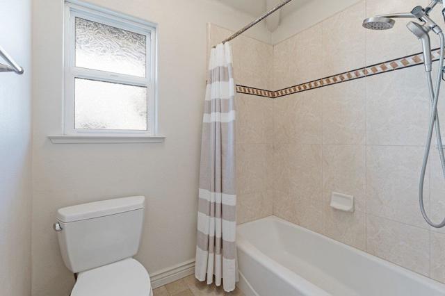 Image 33 of 44 For 130 Calabria St