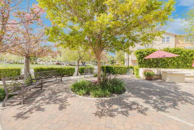 589 Santa Rosalia Terrace, Sunnyvale CA: https://media.crmls.org/mediaz/d1fab900-004f-4bcb-98d7-a7d25ef0752b.jpg
