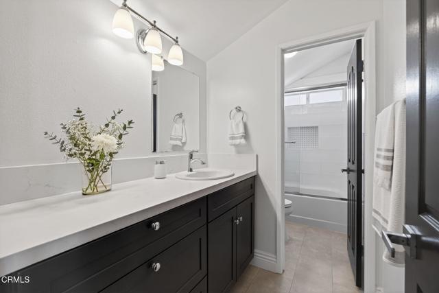 Detail Gallery Image 39 of 73 For 2274 via Tomas, Camarillo,  CA 93010 - 5 Beds | 2/1 Baths