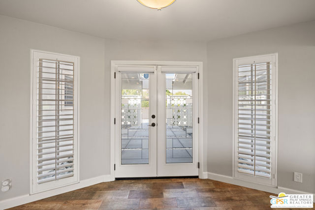 2002 S Bobolink Lane, Palm Springs CA: https://media.crmls.org/mediaz/d1fc77a4-28ad-4fd4-8ab0-e1b4ddd96e52.jpg