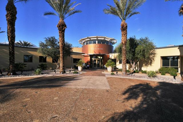 81463 Joshua Tree Court, La Quinta CA: https://media.crmls.org/mediaz/d1fde7c5-5e5a-434c-a5e0-1c1963fbb768.jpg