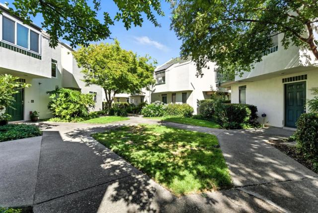 25 Bud Court, Pleasant Hill CA: https://media.crmls.org/mediaz/d1feff33-a8d3-47da-b20b-d8b9811a2f7d.jpg