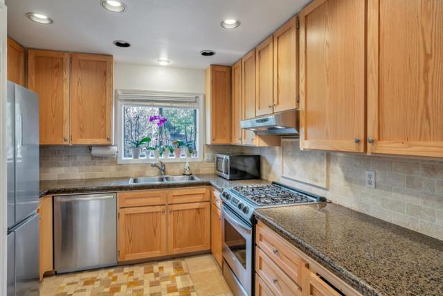25351 Boots Road, Monterey CA: https://media.crmls.org/mediaz/d1ffd89e-5bbc-4cc7-b108-1074efd7c49a.jpg