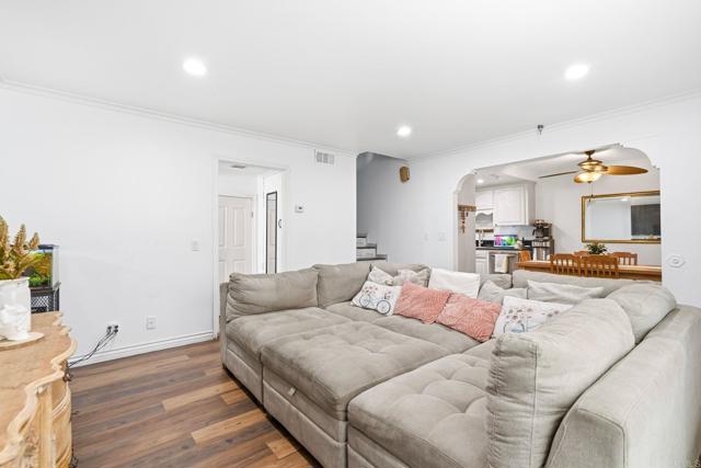 Detail Gallery Image 12 of 28 For 1560 Monterey Pine Dr #B,  San Ysidro,  CA 92173 - 3 Beds | 1/1 Baths