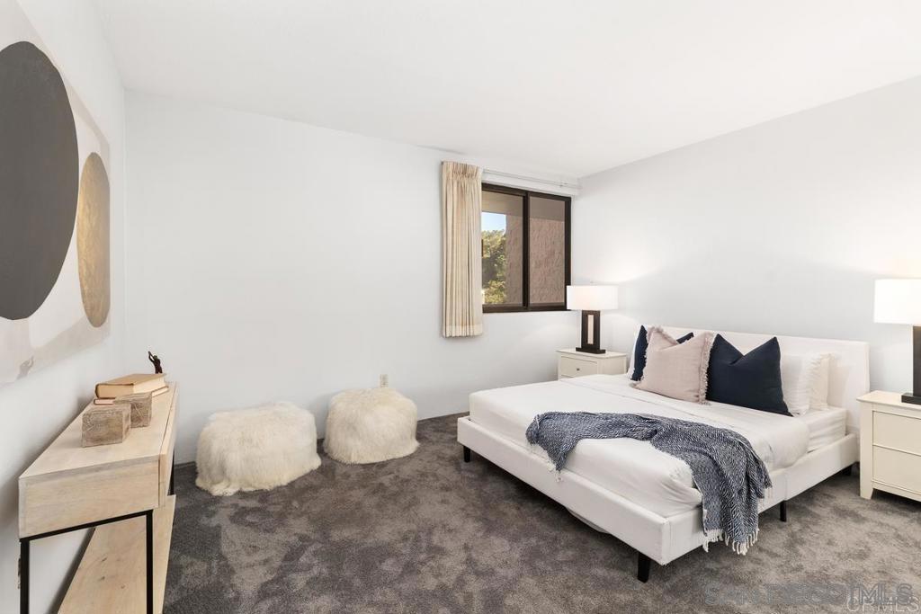 2500 Torrey Pines Rd. - photo 16