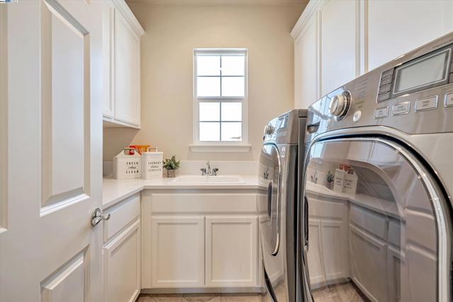 Image 52 of 60 For 5529 Mountain Ridge Way