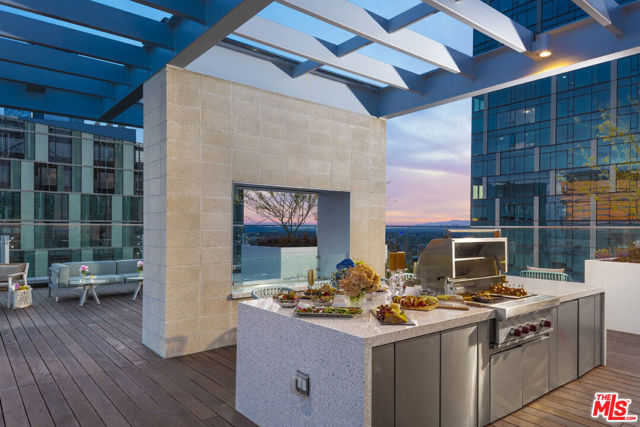 21st Floor Sky Lounge BBQ Grill