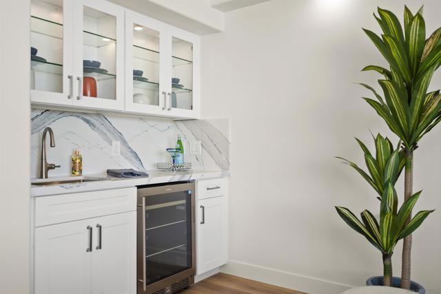 1820 Avenida del Mundo, Coronado CA: https://media.crmls.org/mediaz/d206bfd0-b095-4ae8-ae46-ba673a1adcdc.jpg