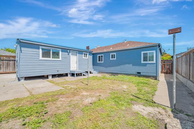 877 6th Avenue, San Bruno CA: https://media.crmls.org/mediaz/d206ce57-057c-43ea-a326-3e45efc4976d.jpg