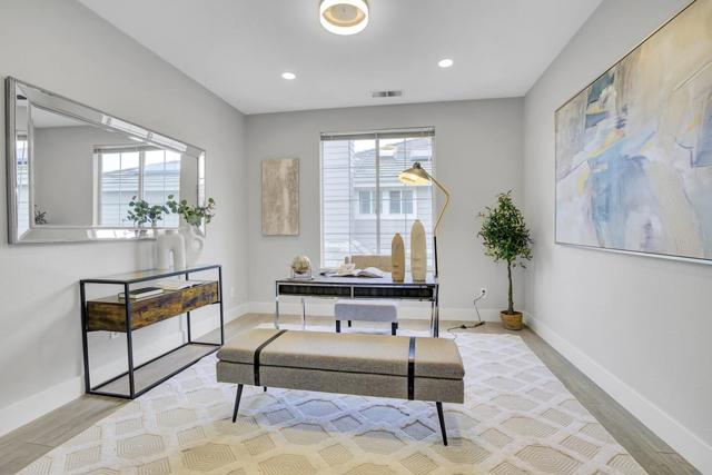 998 Governors Bay Drive, Redwood City CA: https://media.crmls.org/mediaz/d206f68f-7717-4a30-843d-4dabd7060533.jpg