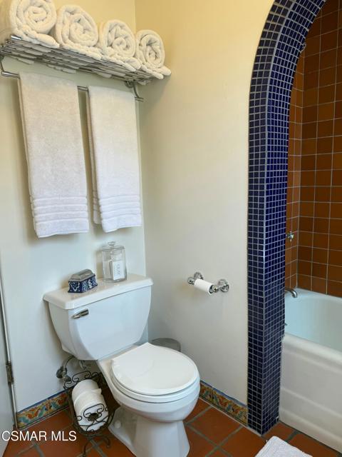 1979 Allen Avenue, Altadena CA: https://media.crmls.org/mediaz/d207b2f8-3919-4337-a58b-4bb080403426.jpg