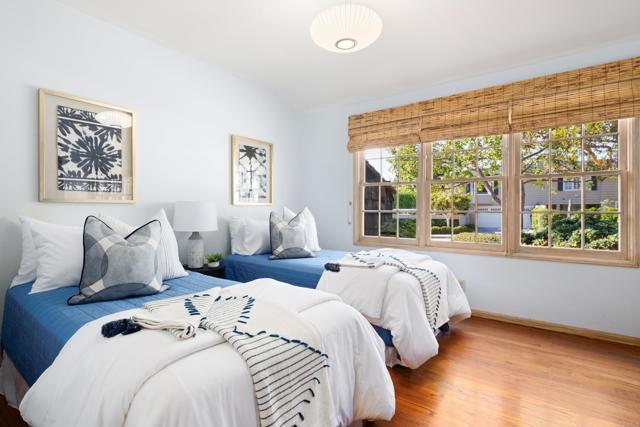 Detail Gallery Image 24 of 40 For 621 Mira Monte, La Jolla,  CA 92037 - 4 Beds | 4 Baths