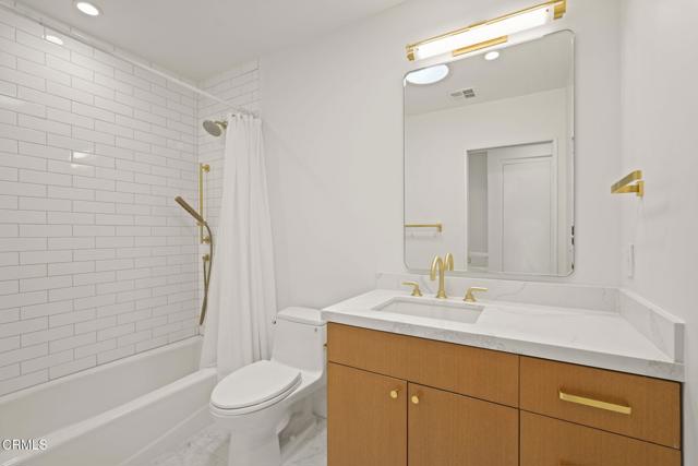 624 Camino Cerrado, South Pasadena CA: https://media.crmls.org/mediaz/d208dcf4-fb1d-4660-8c3b-a90dbbfc223b.jpg