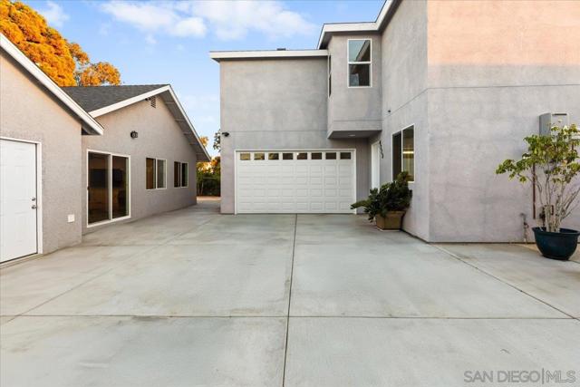 Image 16 of 72 For 4221 Mount Casas Ct