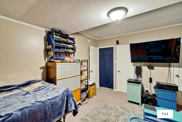 711 Roosevelt Avenue, Redwood City CA: https://media.crmls.org/mediaz/d20b0074-7033-4bfc-bdb9-1608c188b0b6.jpg
