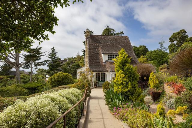 110 Pine Way, Carmel CA: https://media.crmls.org/mediaz/d20bfb85-af75-4ca2-85dd-f7fa0e355fd2.jpg