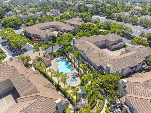 Detail Gallery Image 28 of 38 For 6084 Citracado Cir, Carlsbad,  CA 92009 - 3 Beds | 2/1 Baths