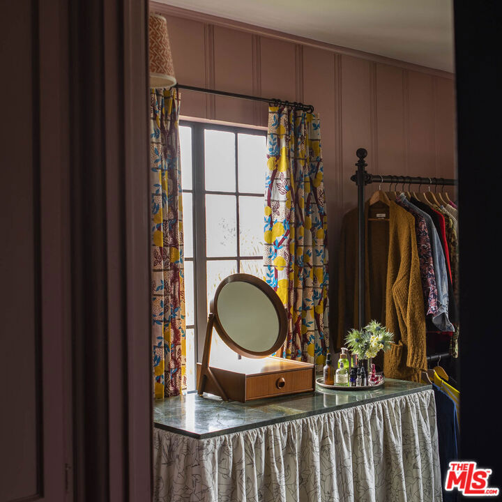 MLS #25575571 img 21