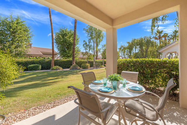 37563 Blue Sky Avenue, Palm Desert CA: https://media.crmls.org/mediaz/d210e784-7186-49c7-b254-f226aec482f2.jpg
