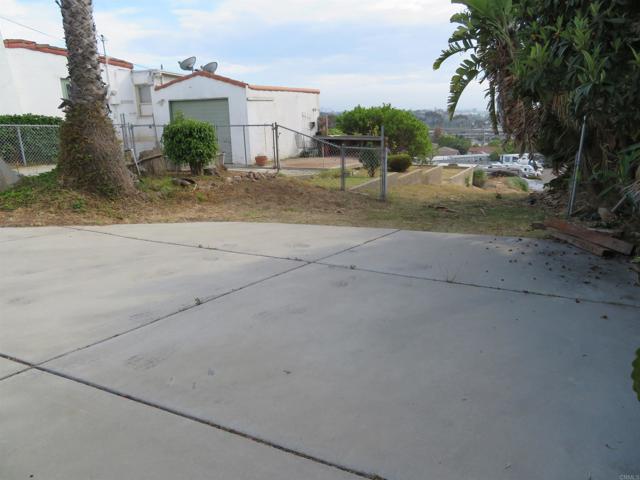 Detail Gallery Image 6 of 62 For 3206 Alta Dr, National City,  CA 91950 - 3 Beds | 2 Baths