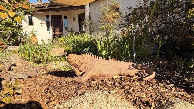 Detail Gallery Image 10 of 41 For 1707 Santa Margarita Dr, Fallbrook,  CA 92028 - 3 Beds | 2/1 Baths