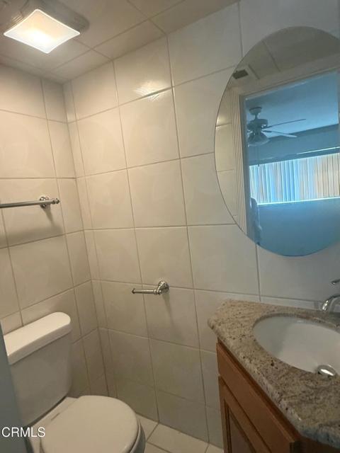 Detail Gallery Image 9 of 15 For 3001 Isle Way #B,  Oxnard,  CA 93035 - 2 Beds | 1/1 Baths