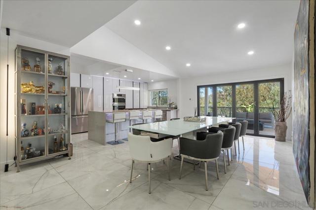 6626 Tuxedo Rd, San Diego CA: https://media.crmls.org/mediaz/d2133183-113e-4db1-88d3-0a2d4fe8e1af.jpg