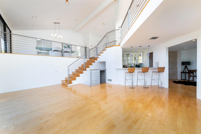 Detail Gallery Image 5 of 36 For 363 Patrician Way, Pasadena,  CA 91105 - 3 Beds | 3/1 Baths