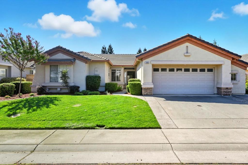 1885 Starview Lane