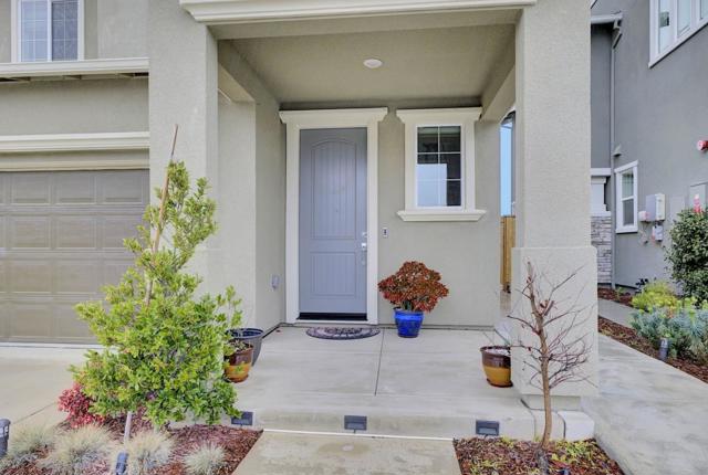 5938 Lenin Priego Street, Tracy CA: https://media.crmls.org/mediaz/d214711c-a3fb-493f-82b9-3b55e6926625.jpg