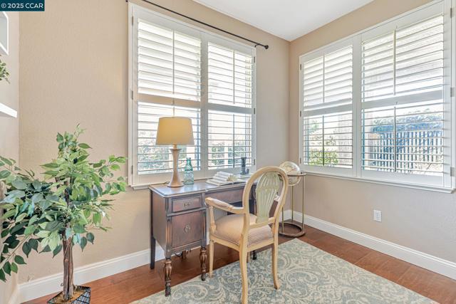 631 Baldwin Drive, Brentwood CA: https://media.crmls.org/mediaz/d215e6a0-c799-4da3-b3c9-3b3b1144dee9.jpg