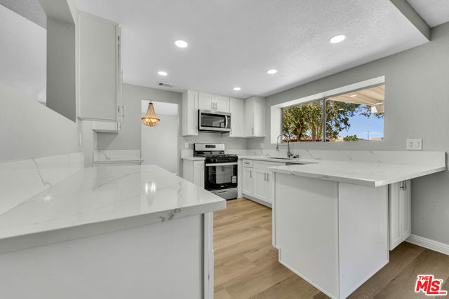 4561 Northstar Drive, Palmdale CA: https://media.crmls.org/mediaz/d216adad-2dc3-48fc-a4bd-c4a6969f5e4b.jpg