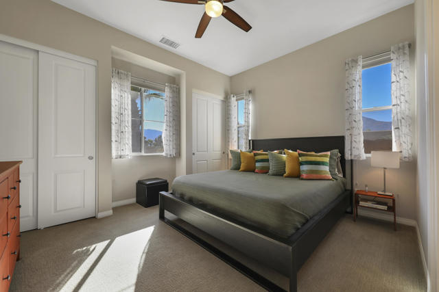 Image 27 of 48 For 67252 Zuni Court
